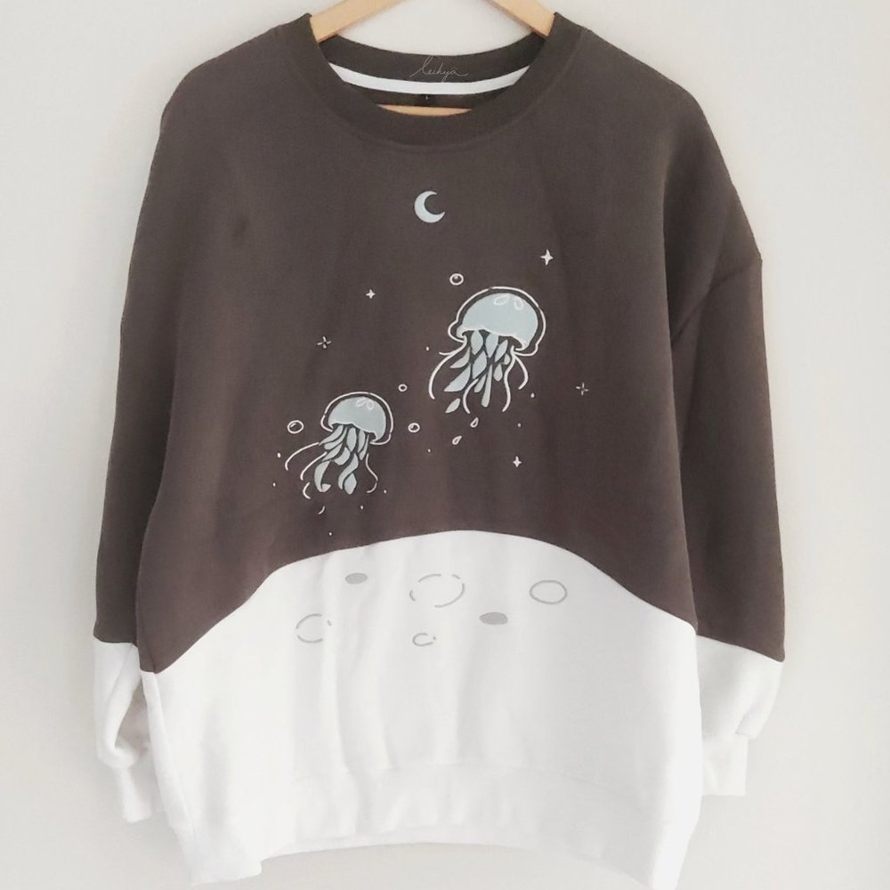 JELLYFISH MOON Sweatshirt